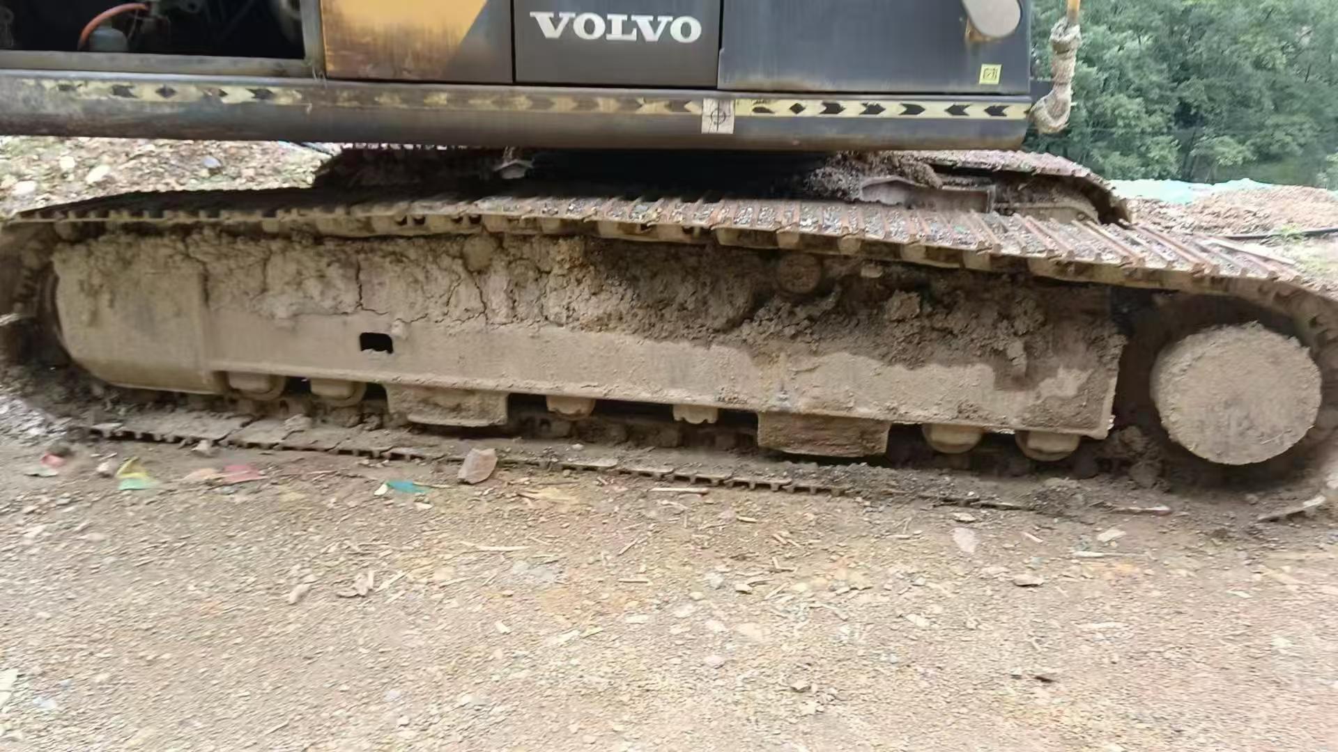 Buy Volvo EC210B Used Excavator / 3 Buy Volvo EC210B Used Excavator / 3