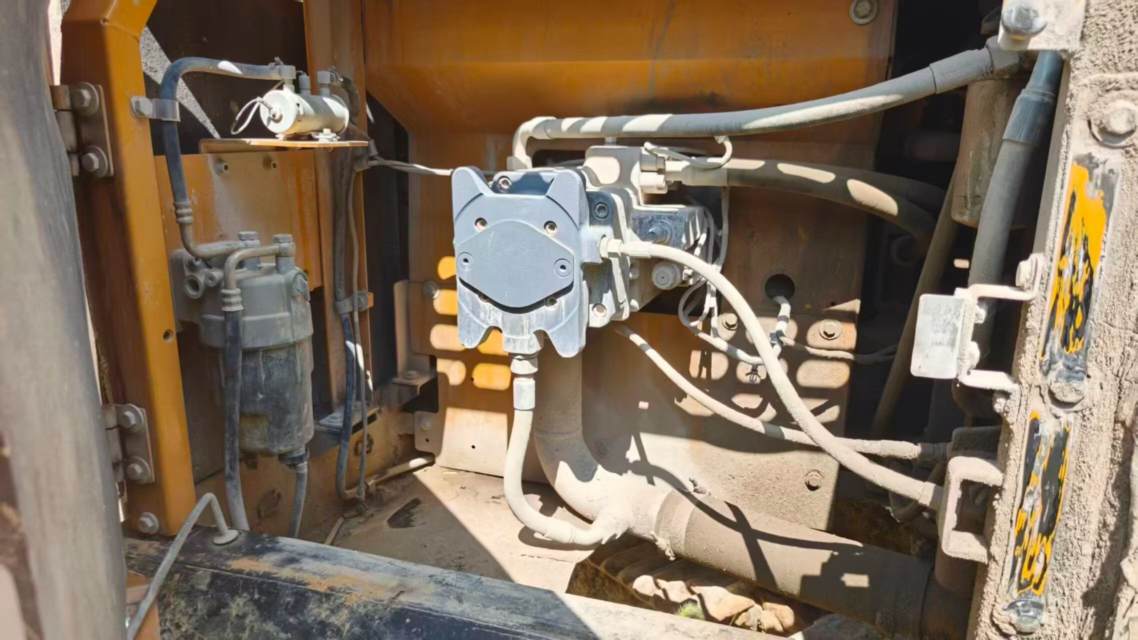 Buy Sany SY245H Used Excavator / 2