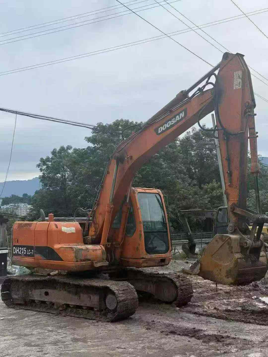 Buy Doosan DH150 Used Excavator / 3 Buy Doosan DH150 Used Excavator / 3