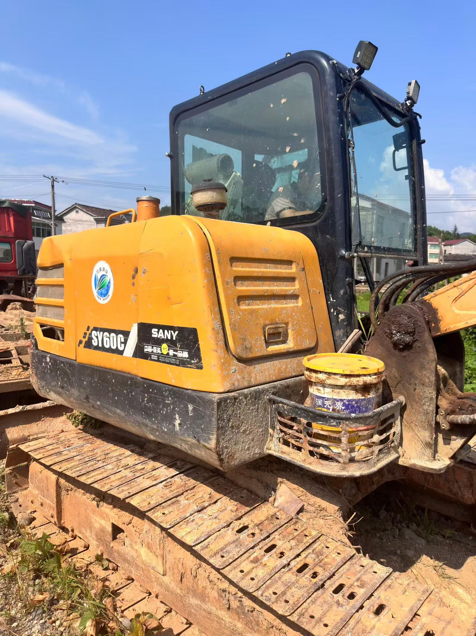 Buy Sany SY60 Used Excavator / 8