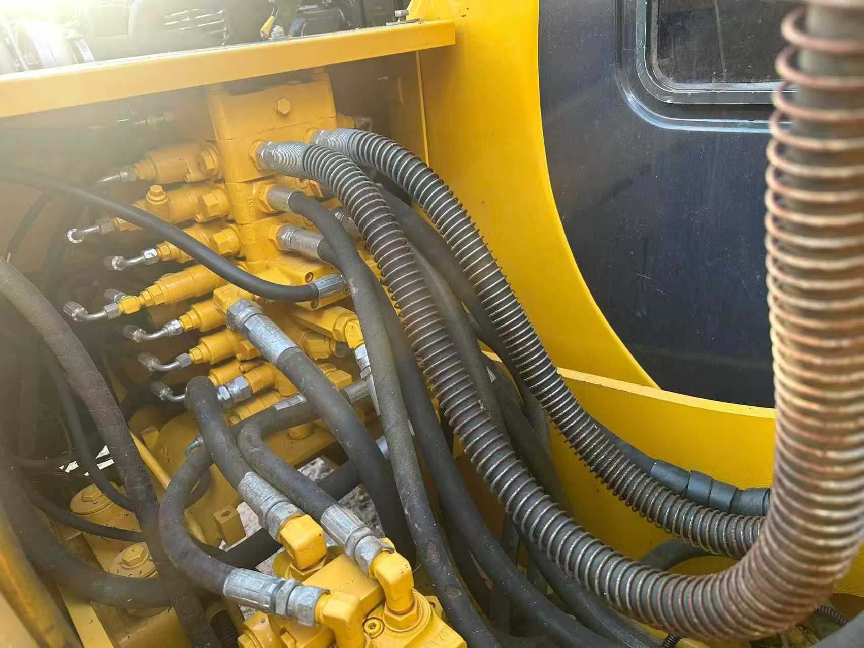 Buy Komatsu PC120-6E Used Excavator / 3 Buy Komatsu PC120-6E Used Excavator / 3