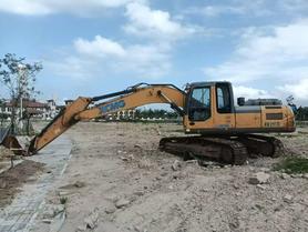 Buy XCMG XE200 Used Excavator / 2 Buy XCMG XE200 Used Excavator / 2