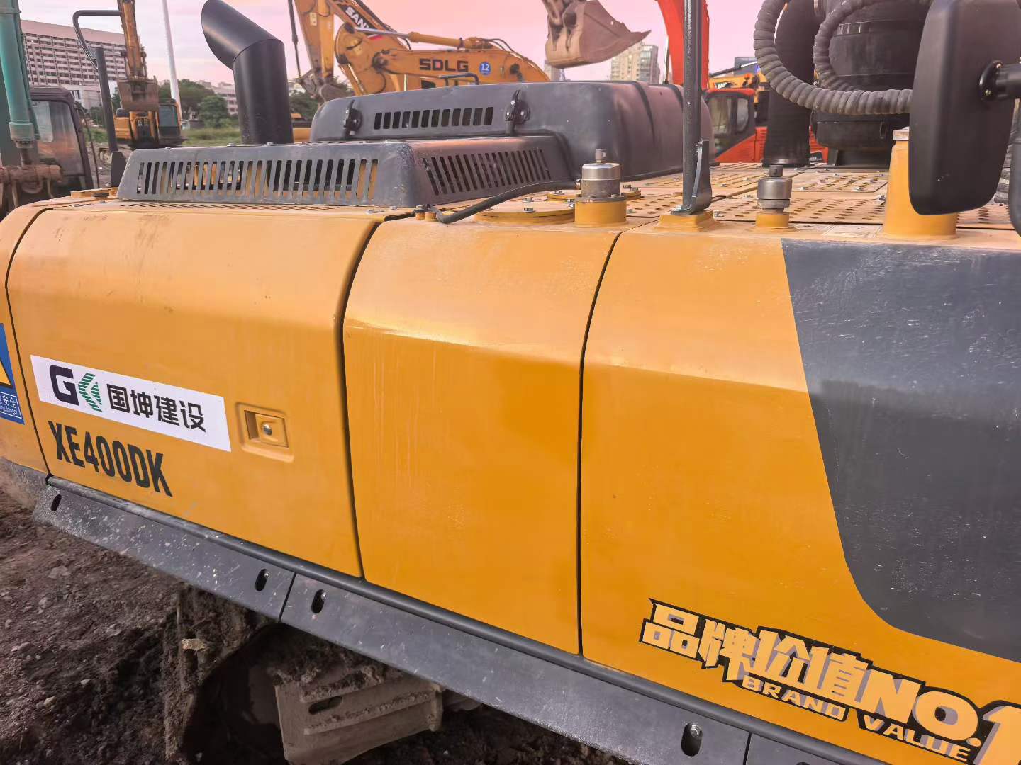 Buy XCMG XE400DK Used Excavator / 3 Buy XCMG XE400DK Used Excavator / 3