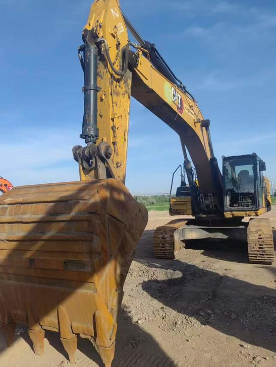Buy Caterpillar 336E Used Excavator / 1