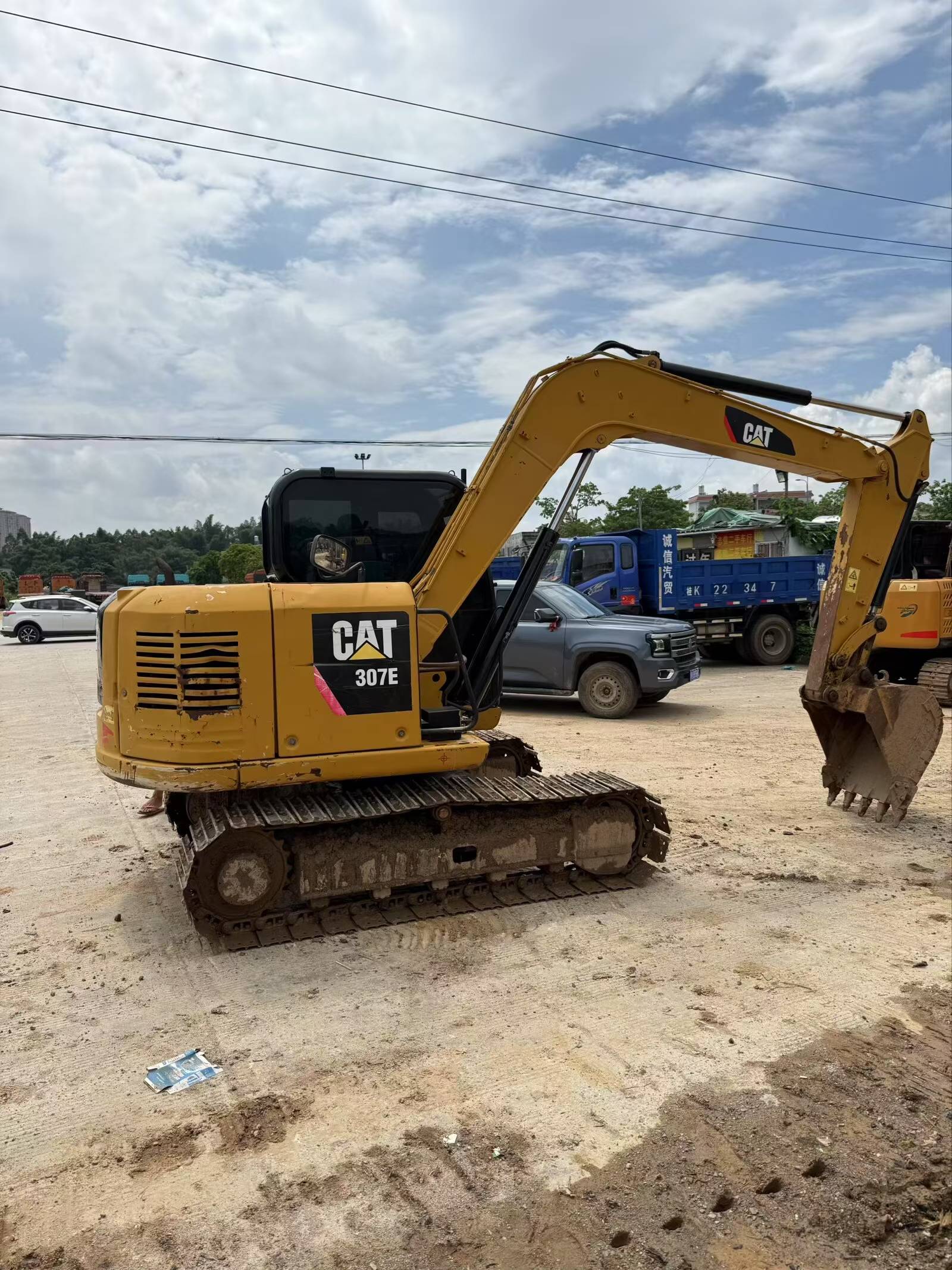 Buy Caterpillar 307B Used Excavator / 1
