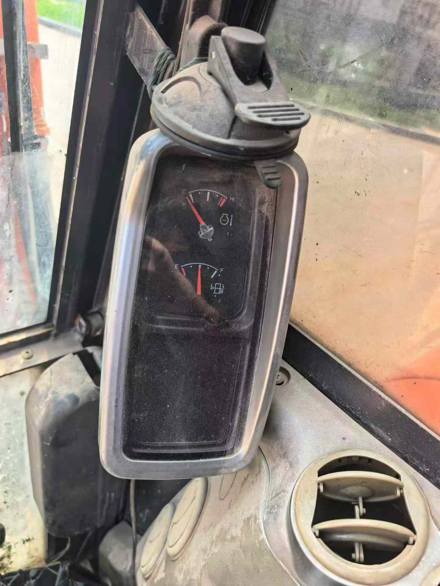 Buy Doosan DH55 Used Excavator / 8 Buy Doosan DH55 Used Excavator / 8