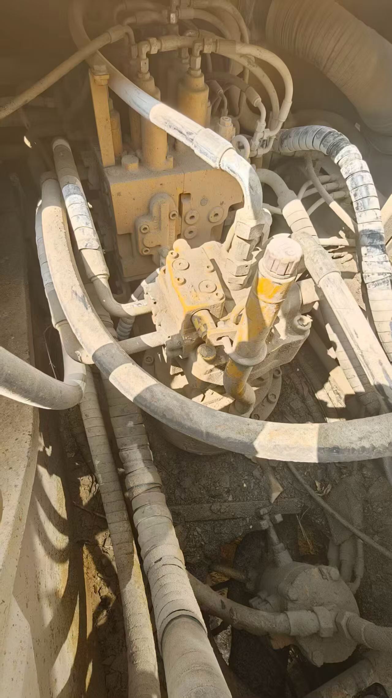 Buy Sany SY245H Used Excavator / 3