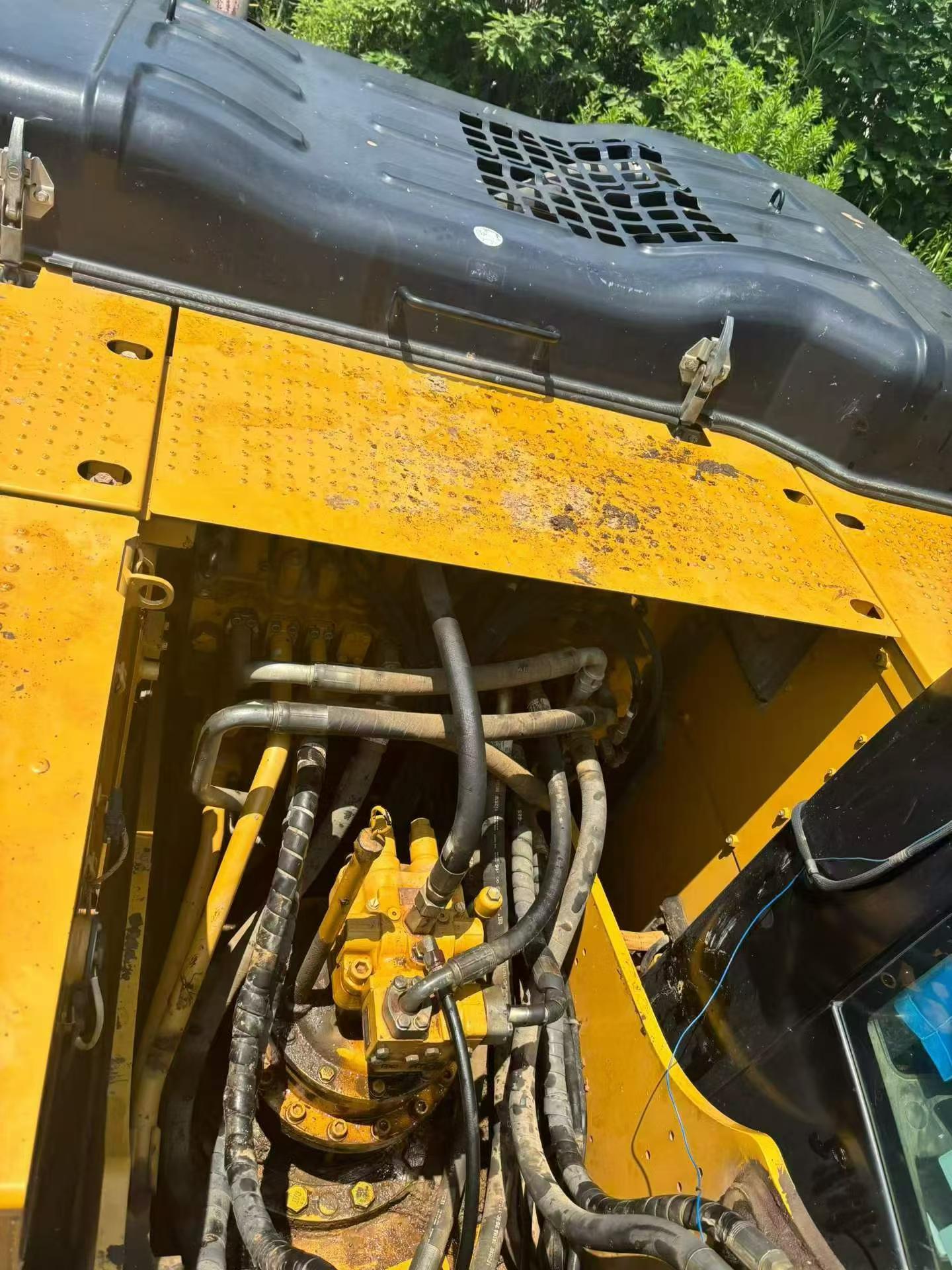 Buy Caterpillar 320A Used Excavator / 6