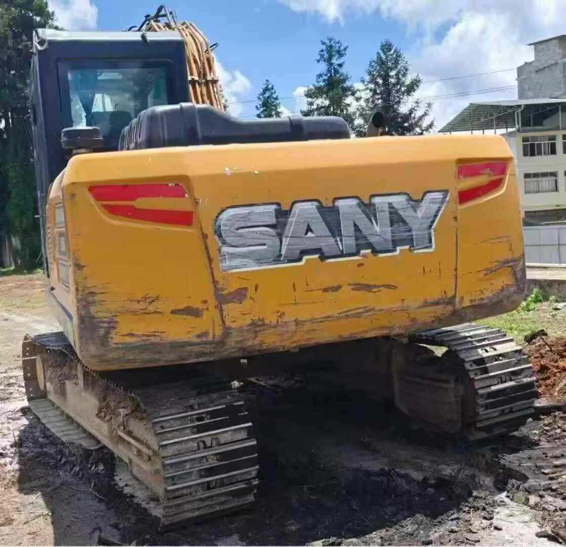 Buy Sany SY155C Used Excavator / 3 Buy Sany SY155C Used Excavator / 3