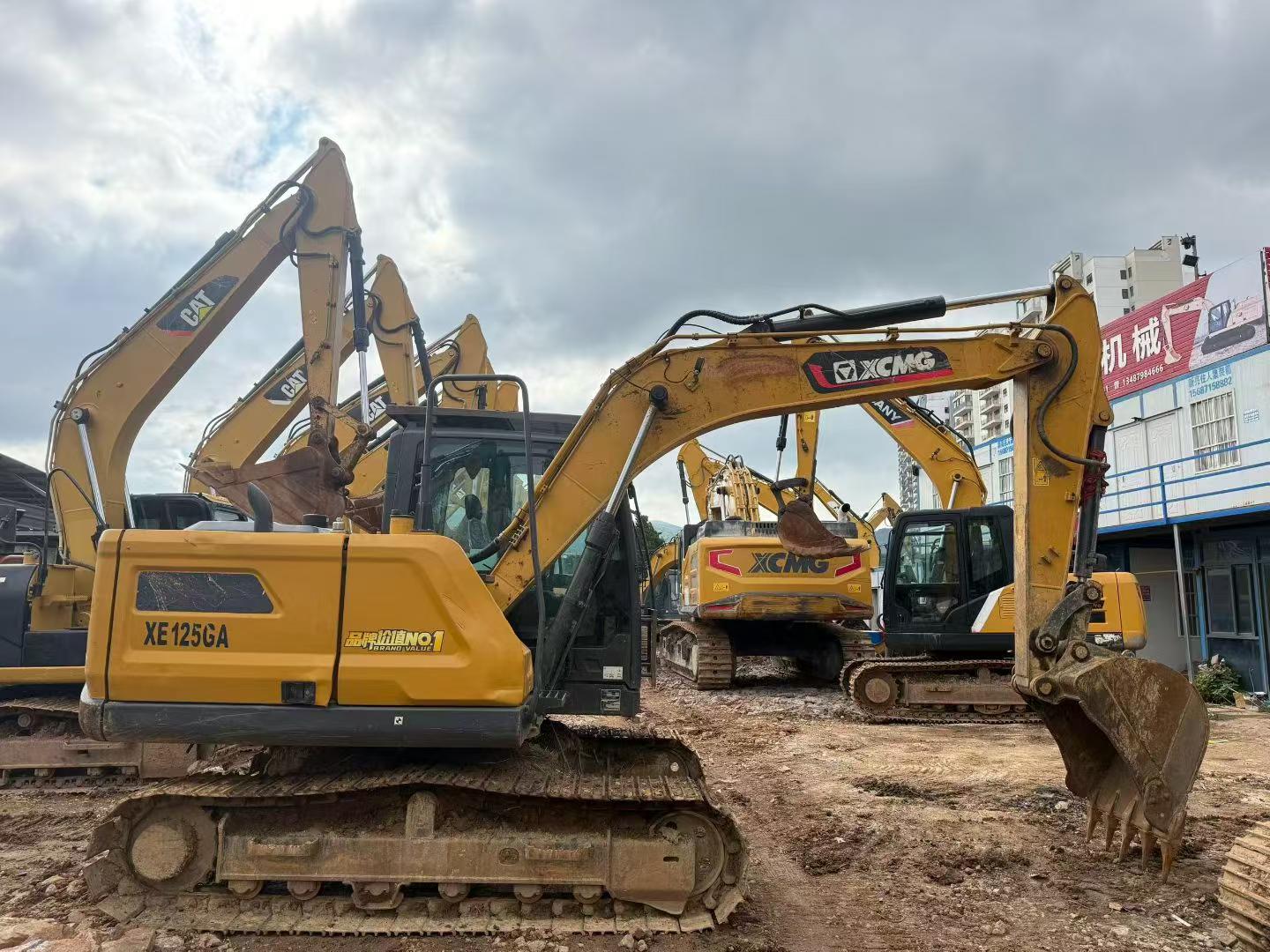 Buy XCMG XE105GA Used Excavator / 1