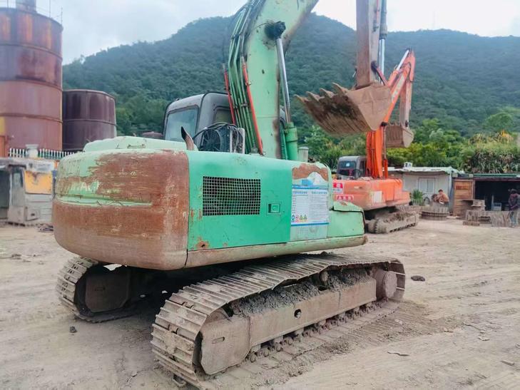 Buy Hitachi EX120-6 Used Excavator / 1