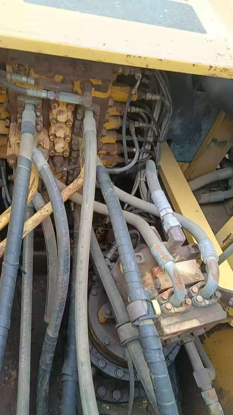 Buy Komatsu PC200 Used Excavator / 4 Buy Komatsu PC200 Used Excavator / 4