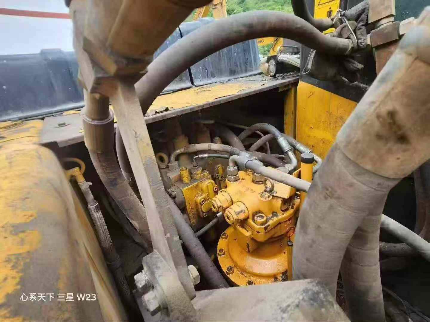 Buy Sany SY205C Used Excavator / 4 Buy Sany SY205C Used Excavator / 4