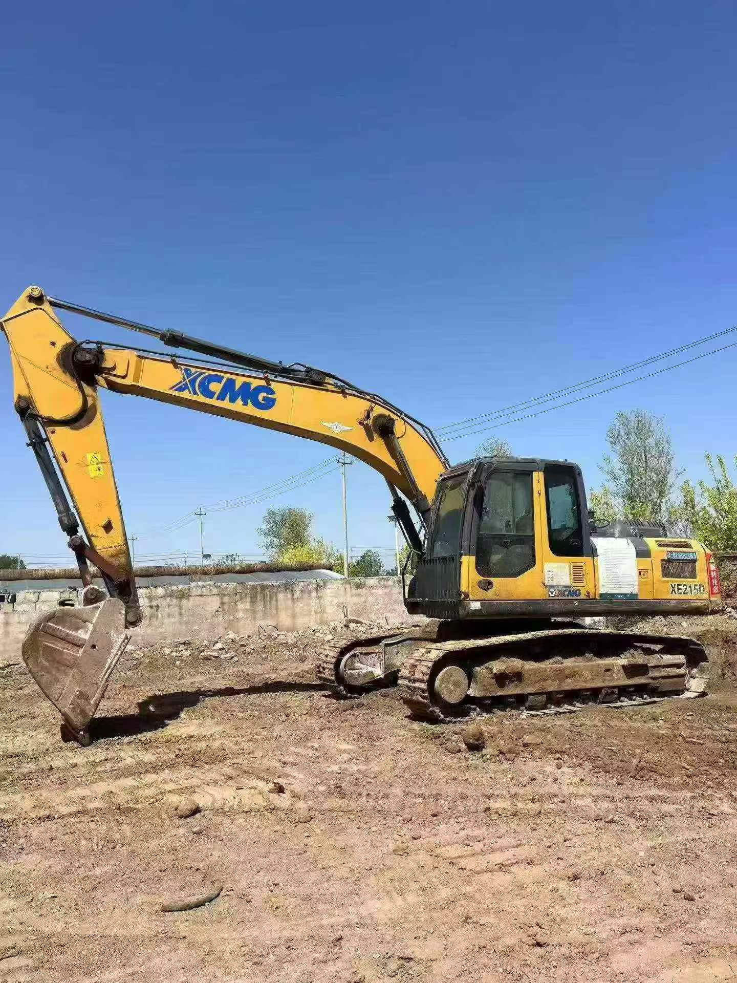 شراء حفارة XCMG XE215D مستعملة / 4 شراء حفارة XCMG XE215D مستعملة / 4