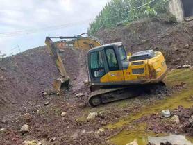 Buy XCMG XE135B Used Excavator / 2 Buy XCMG XE135B Used Excavator / 2