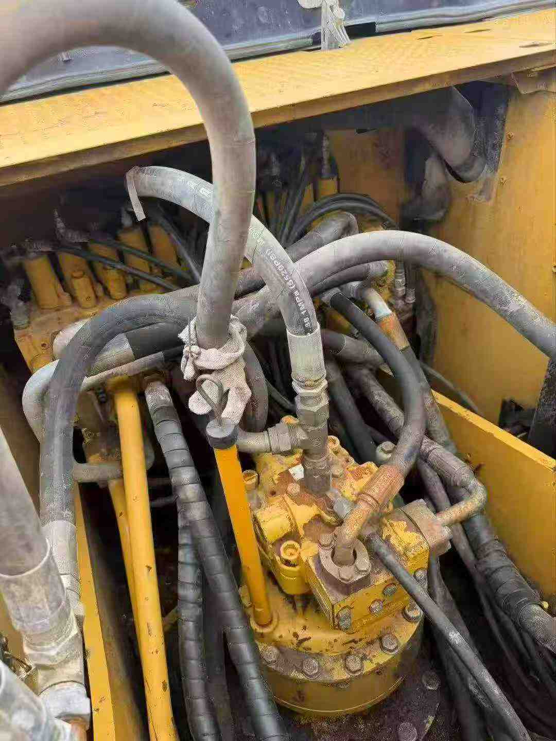 Buy Caterpillar 320D Used Excavator / 4 Buy Caterpillar 320D Used Excavator / 4