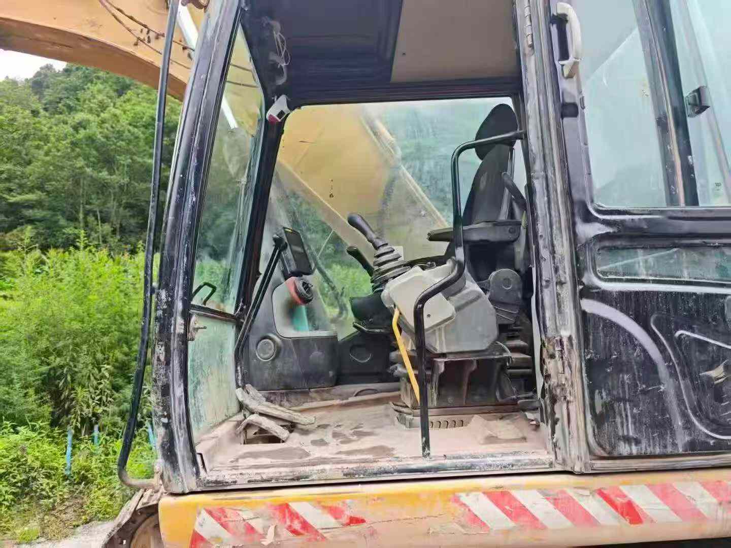 Buy Caterpillar 320A Used Excavator / 3 Buy Caterpillar 320A Used Excavator / 3