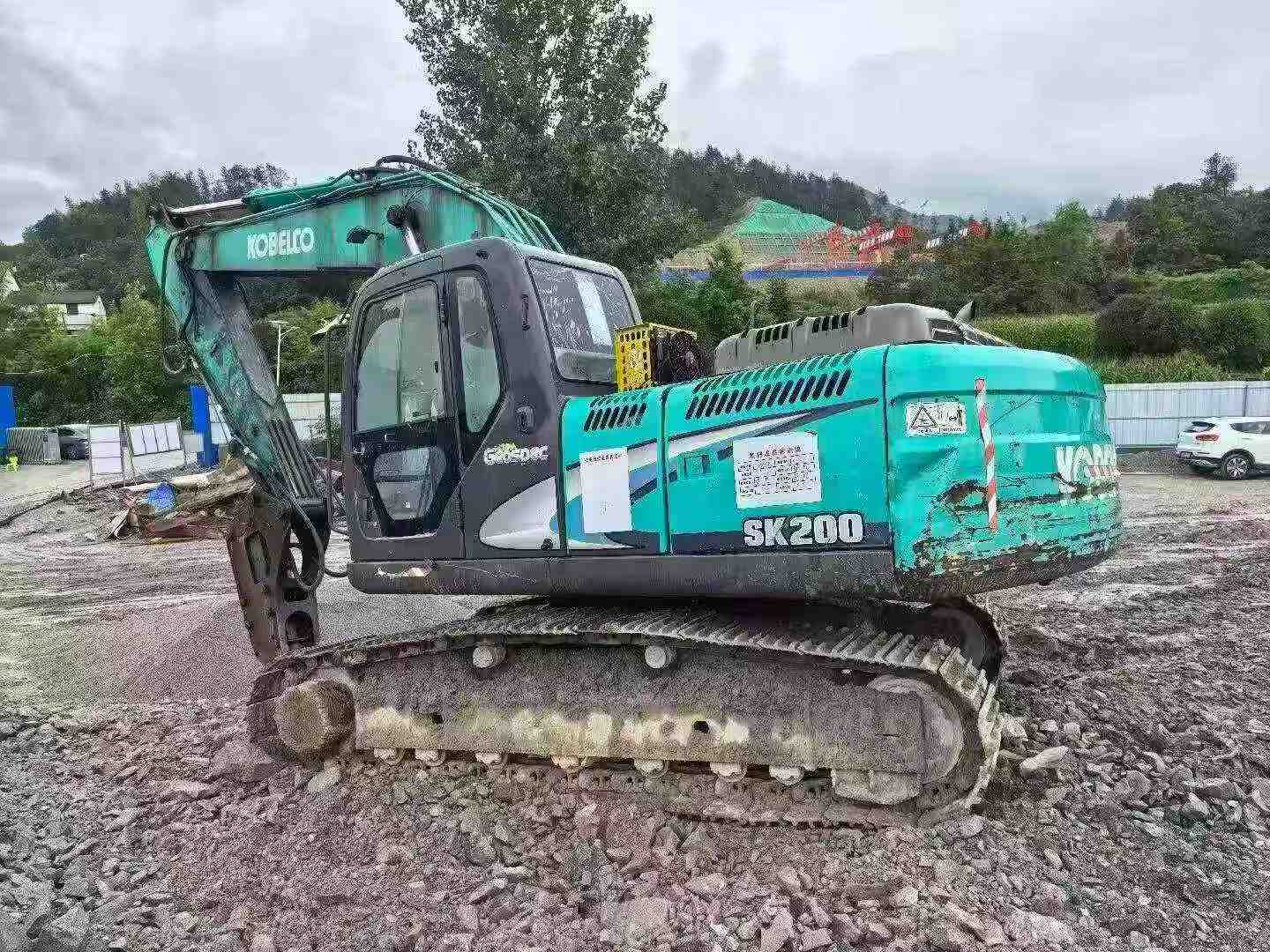 Buy Kobelco SK200-11 Used Excavator / 1