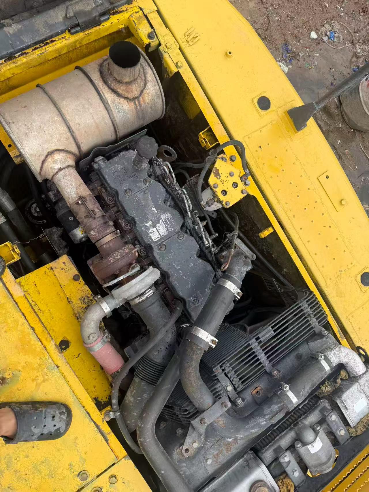 Buy Komatsu PC200-8 Used Excavator / 3 Buy Komatsu PC200-8 Used Excavator / 3