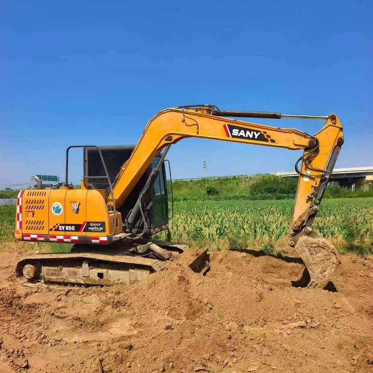 Buy Sany SY65C Used Excavator / 1