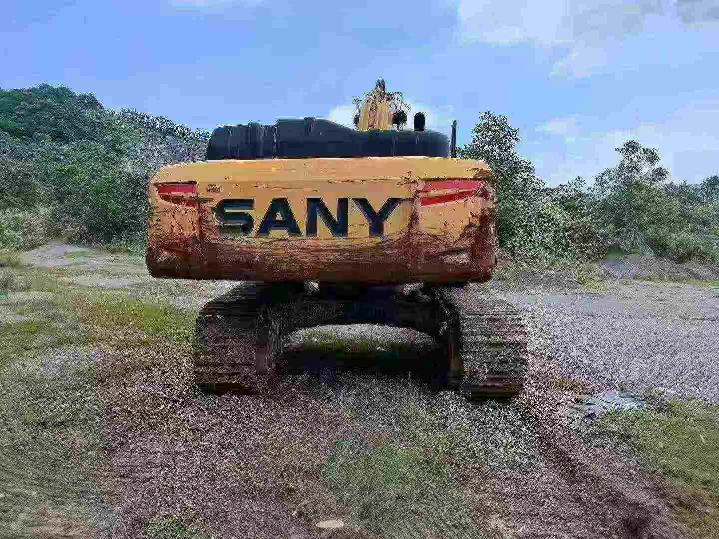 Buy Sany SY305-9 Used Excavator / 2 Buy Sany SY305-9 Used Excavator / 2