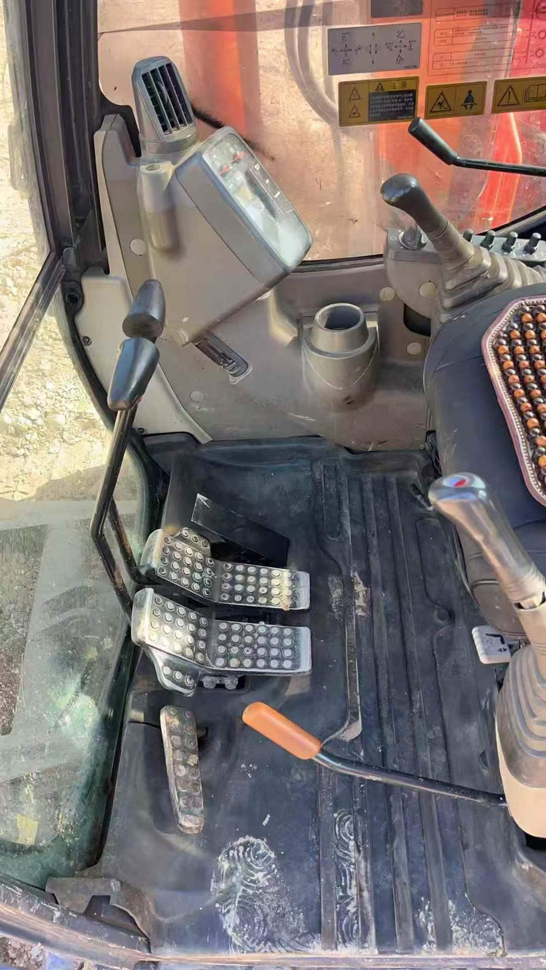 Buy Hitachi EX60-5 Used Excavator / 5 Buy Hitachi EX60-5 Used Excavator / 5