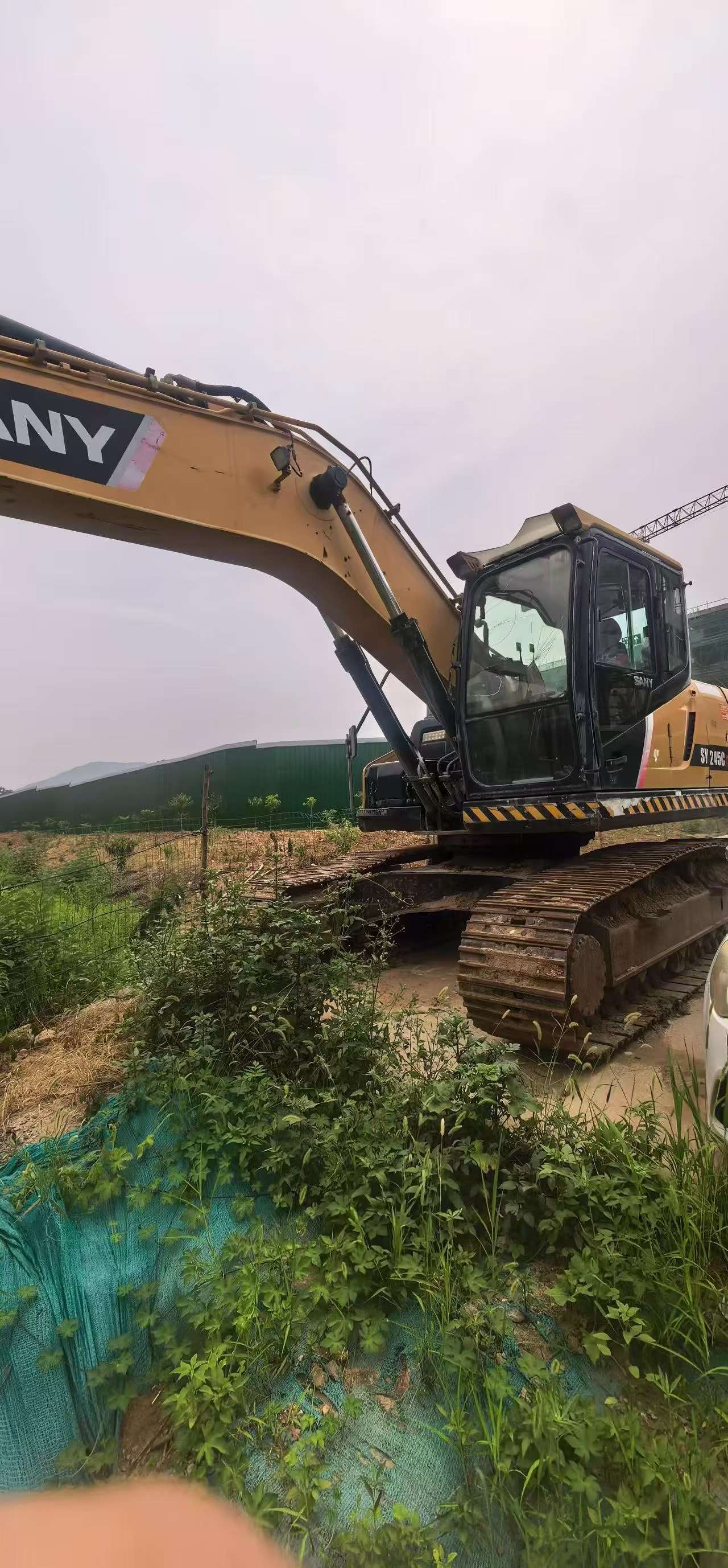 Buy Sany SY215C Used Excavator / 2 Buy Sany SY215C Used Excavator / 2