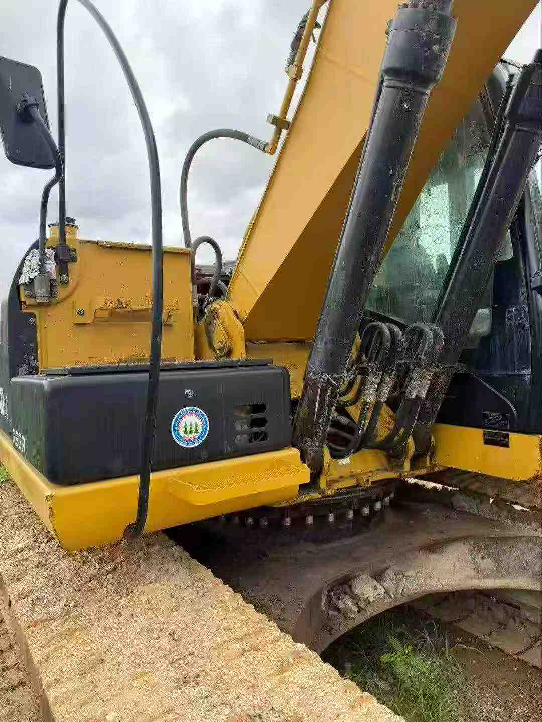 Buy Caterpillar 320D Used Excavator / 8 Buy Caterpillar 320D Used Excavator / 8