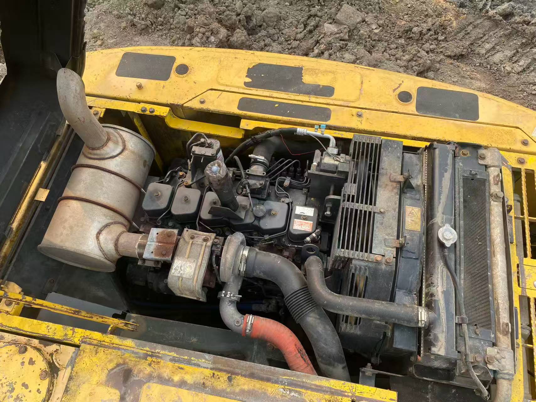 Buy Komatsu PC200-7 Used Excavator