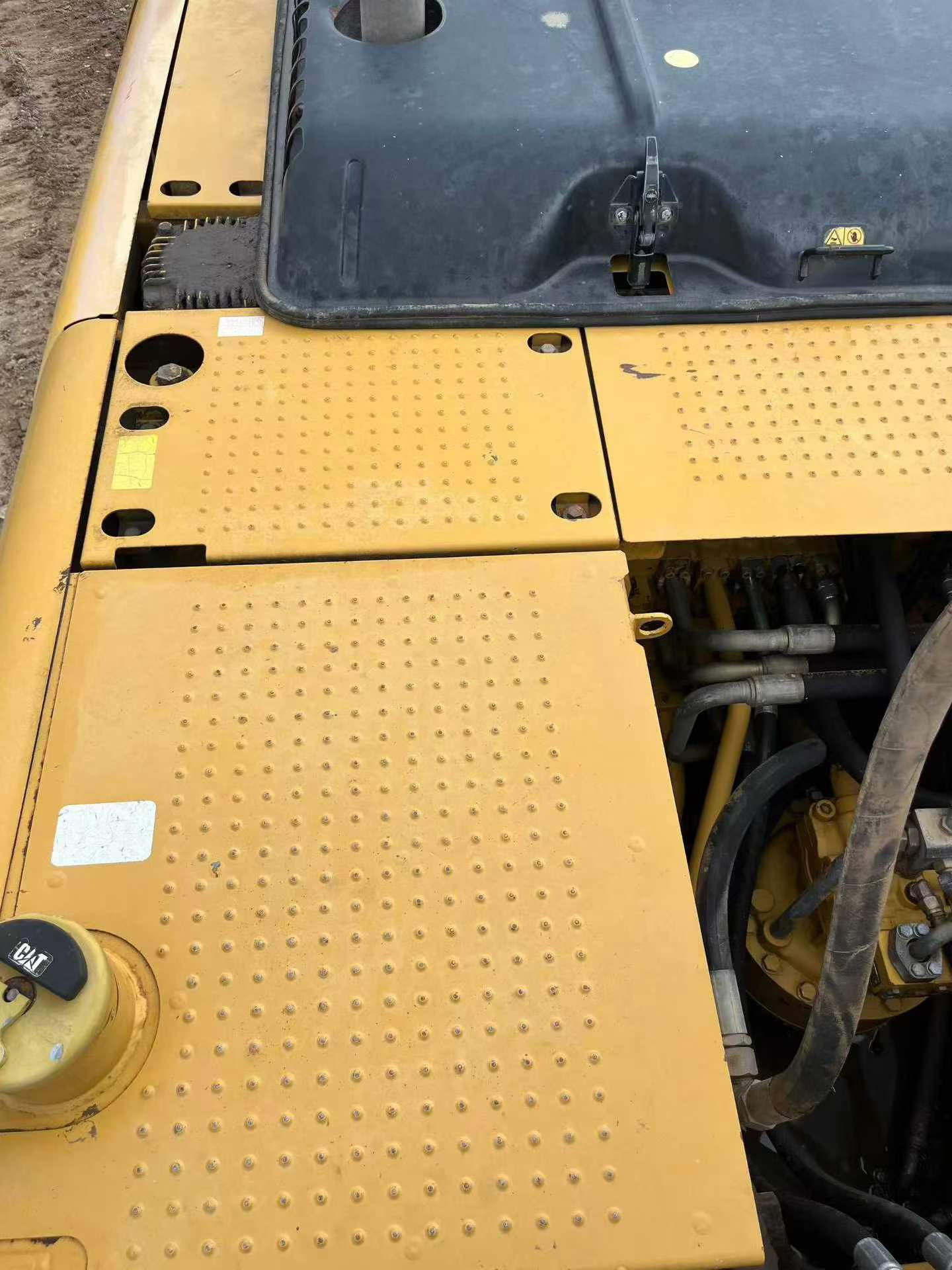 Buy Caterpillar 320A Used Excavator / 7