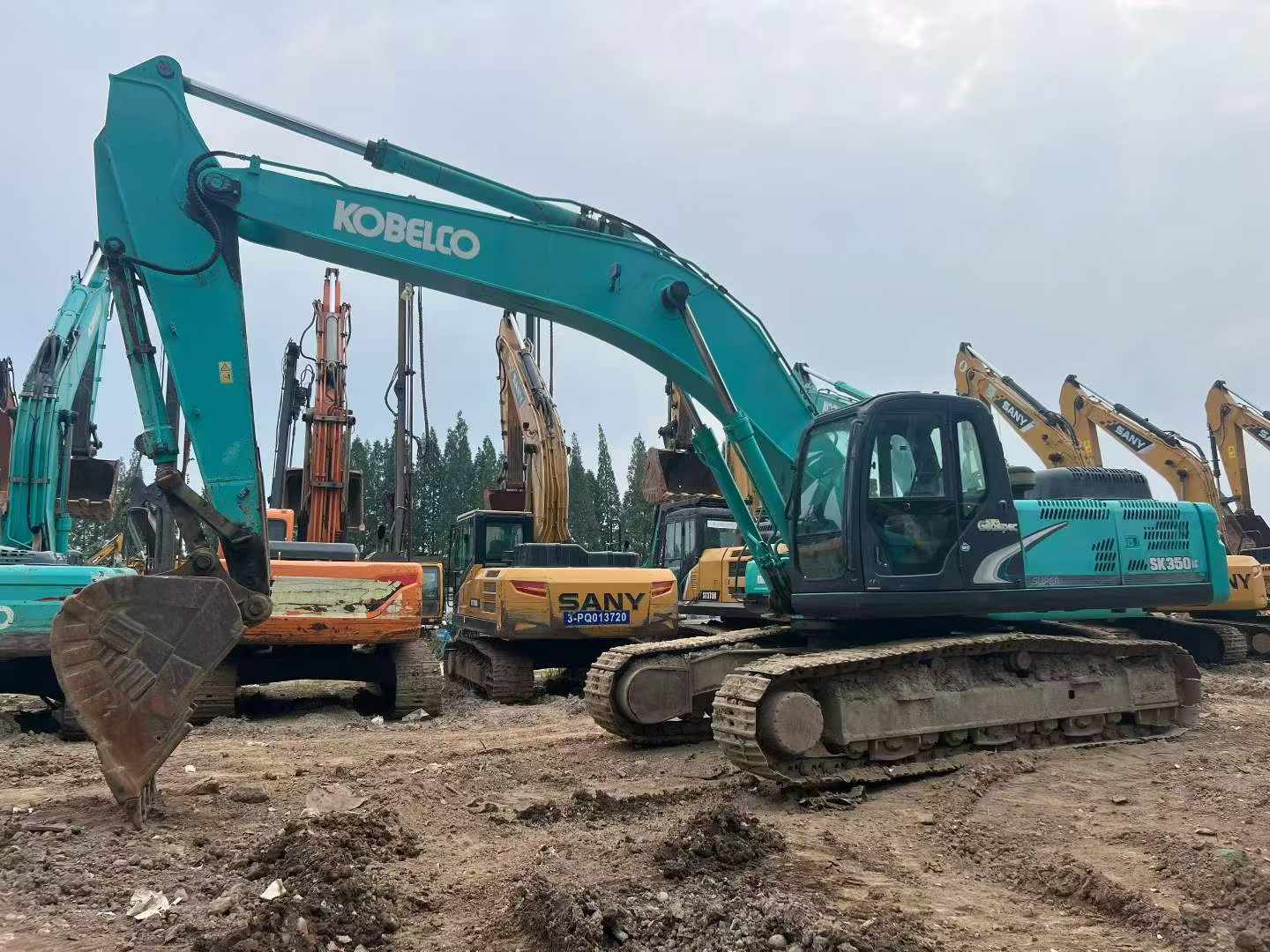Buy Kobelco SK350-8 Used Excavator / 1