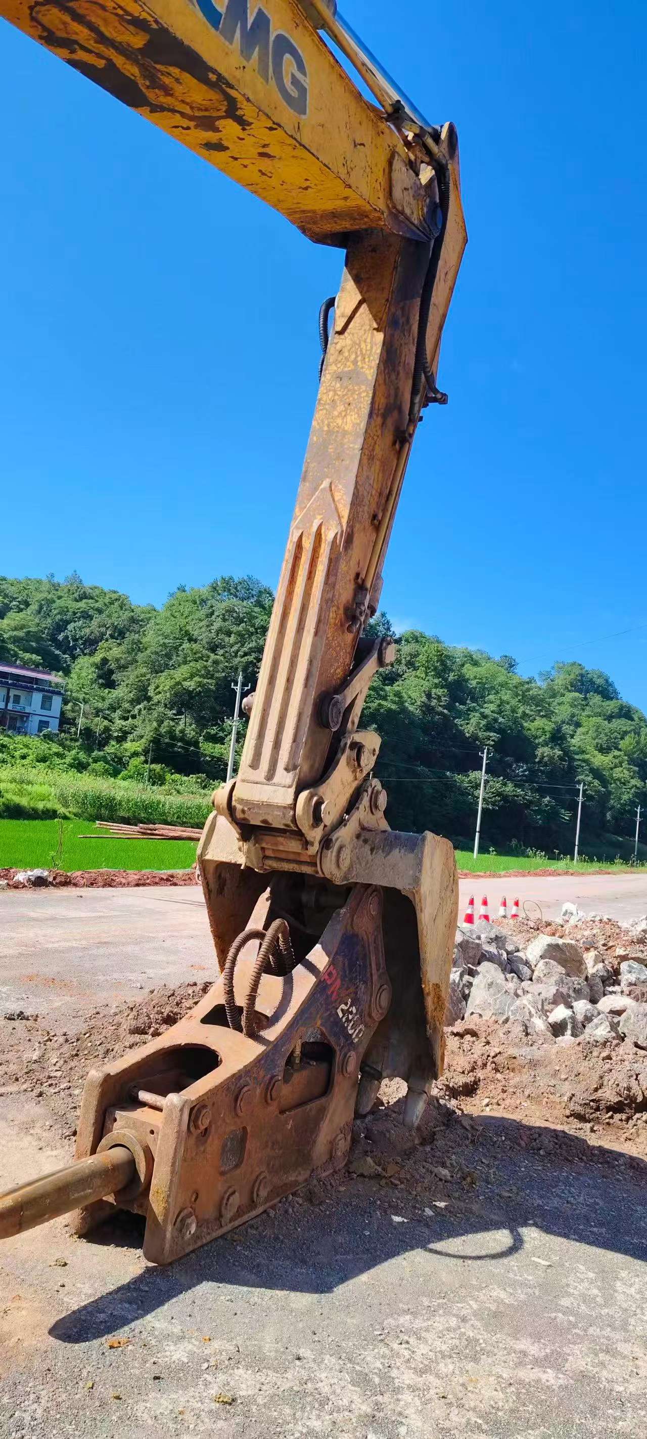 شراء حفارة XCMG XE215C مستعملة / 7