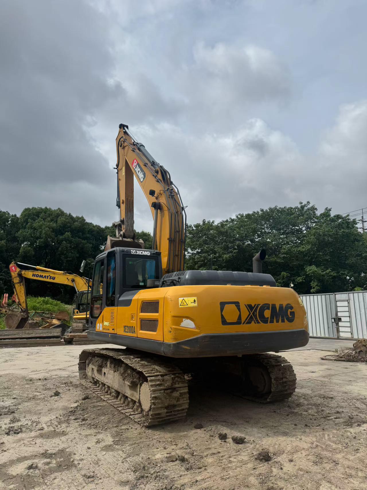 Buy XCMG XE200 Used Excavator / 4 Buy XCMG XE200 Used Excavator / 4