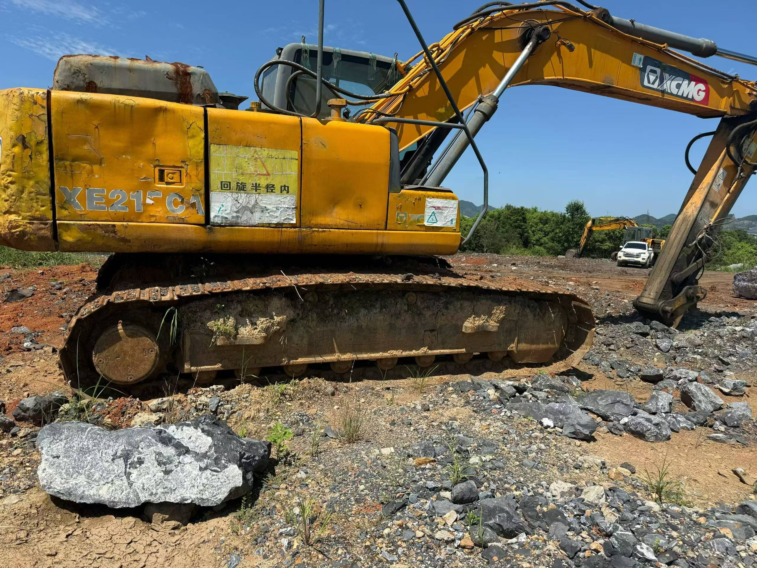 Buy XCMG XE215 Used Excavator / 9