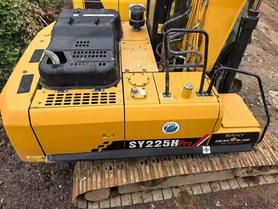 Buy Sany SY225C Used Excavator / 6 Buy Sany SY225C Used Excavator / 6