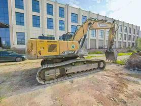 Buy Sany SY215C Used Excavator / 4 Buy Sany SY215C Used Excavator / 4