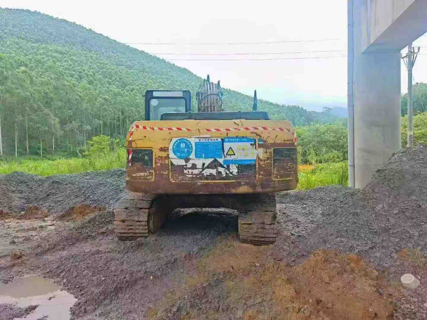Buy Caterpillar 320A Used Excavator / 3 Buy Caterpillar 320A Used Excavator / 3