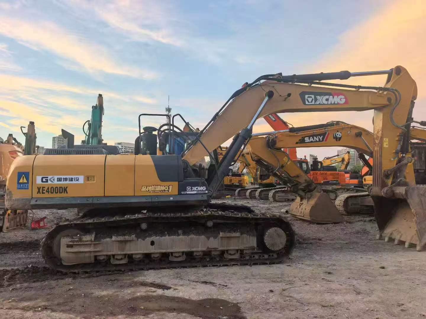 Buy XCMG XE400DK Used Excavator / 7 Buy XCMG XE400DK Used Excavator / 7