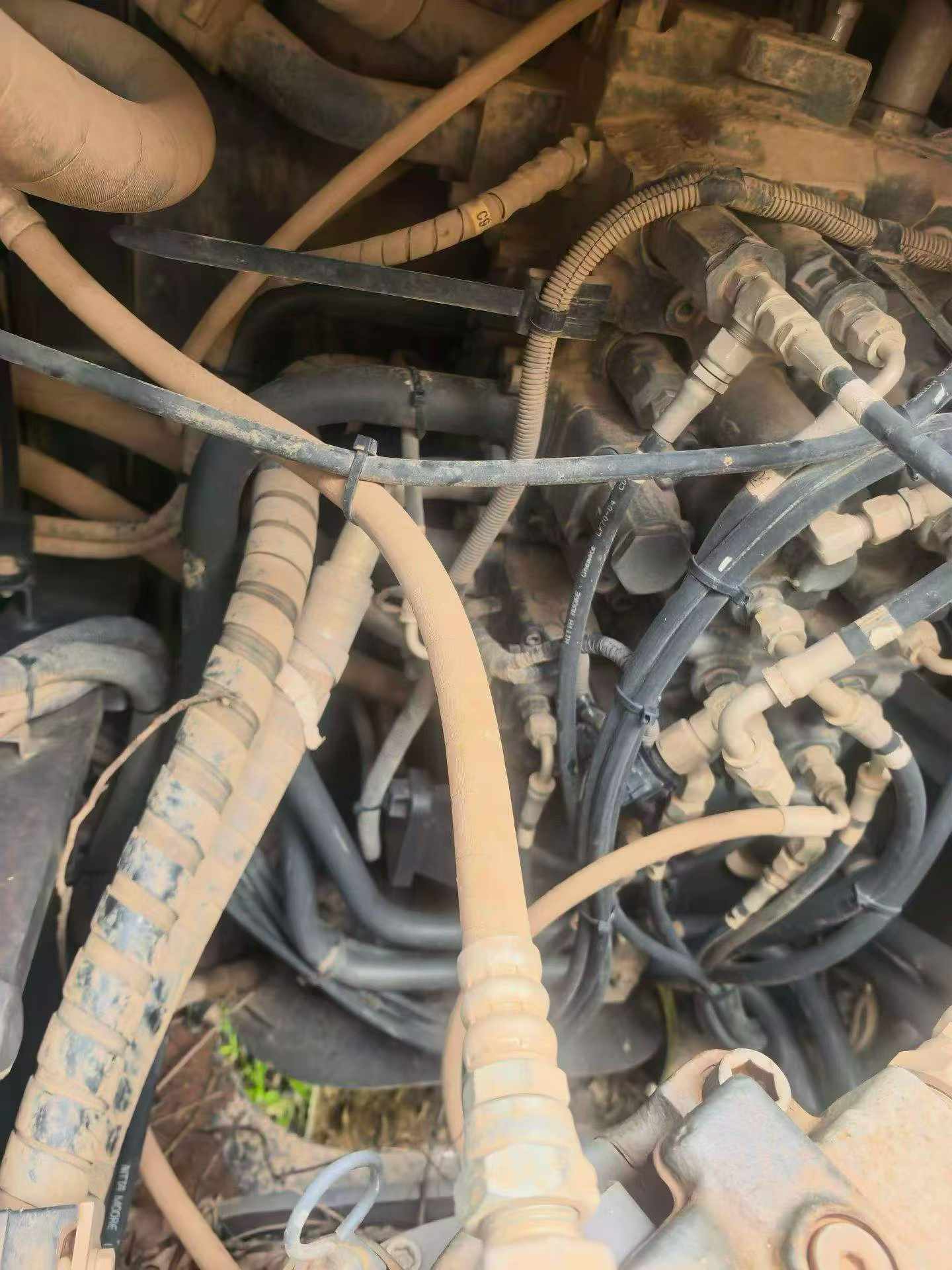 Buy Sumitomo SH210-5 Used Excavator / 2