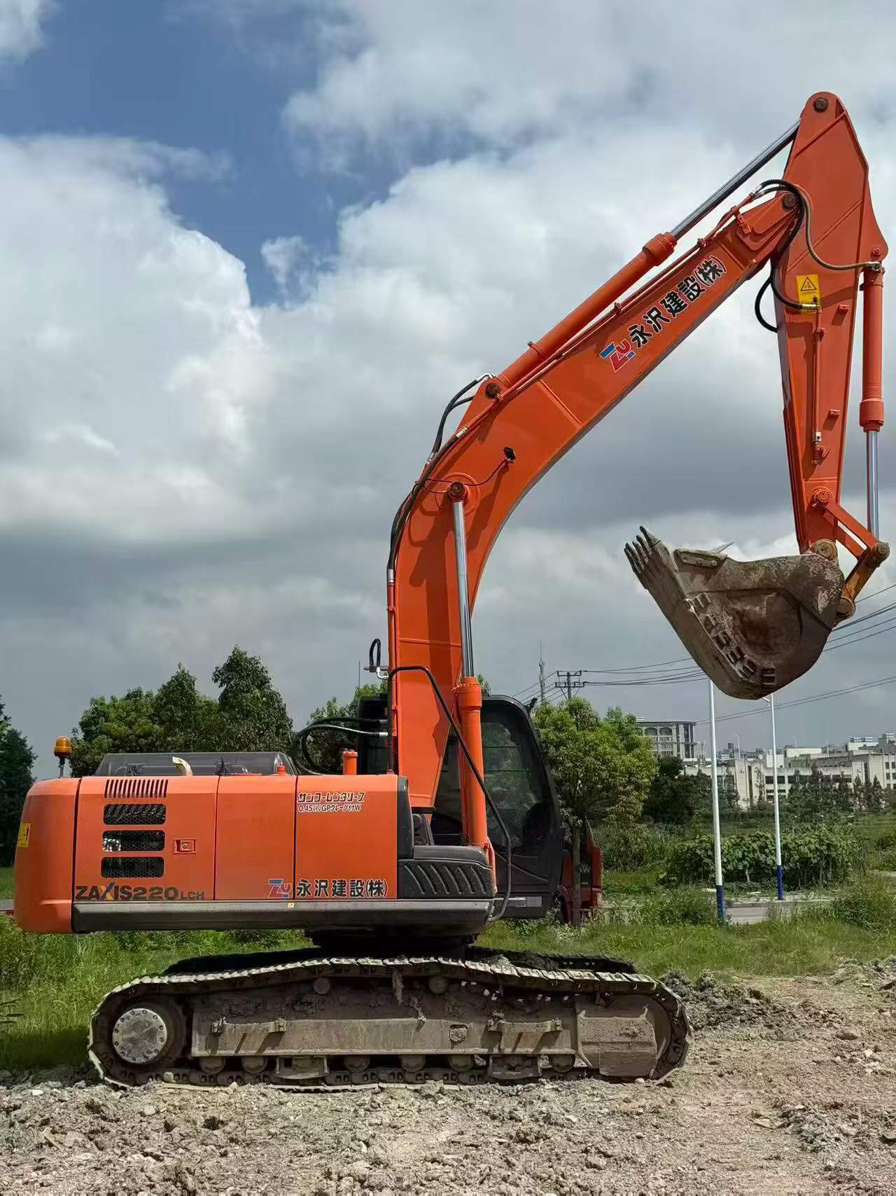 Acheter Pelle Hitachi EX220LC d'occasion / 2