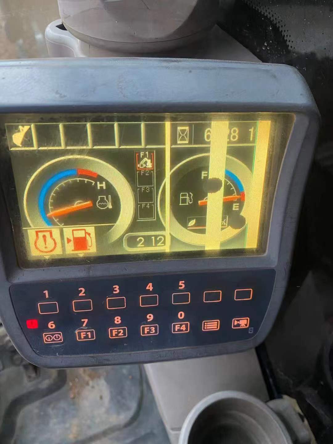 Buy Hitachi EX200 Used Excavator / 4 Buy Hitachi EX200 Used Excavator / 4