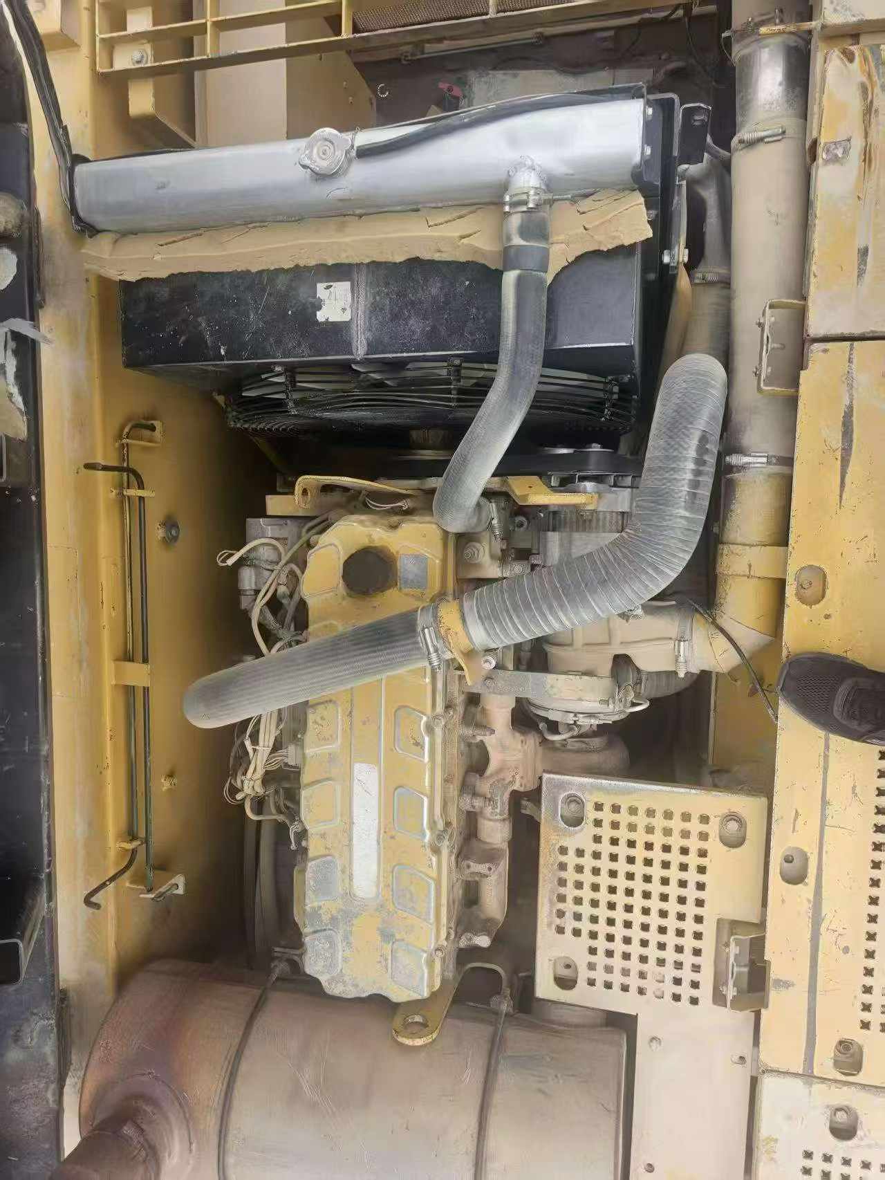Buy Caterpillar 330C Used Excavator / 4 Buy Caterpillar 330C Used Excavator / 4