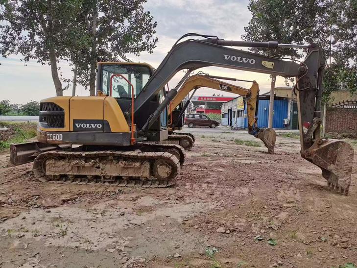 Buy Caterpillar 307B Used Excavator / 1