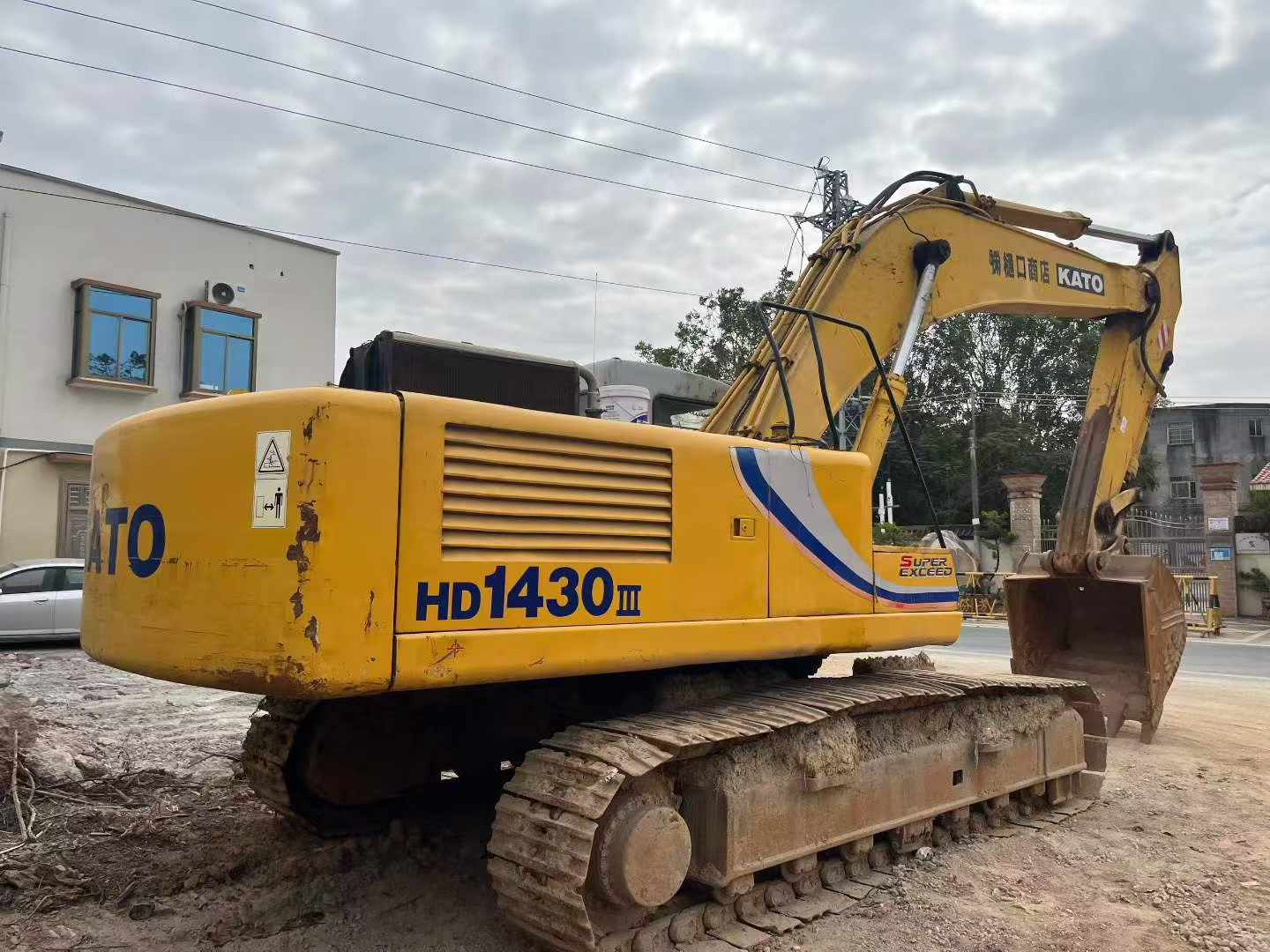 Buy Kato HD1430-7 Used Excavator / 2