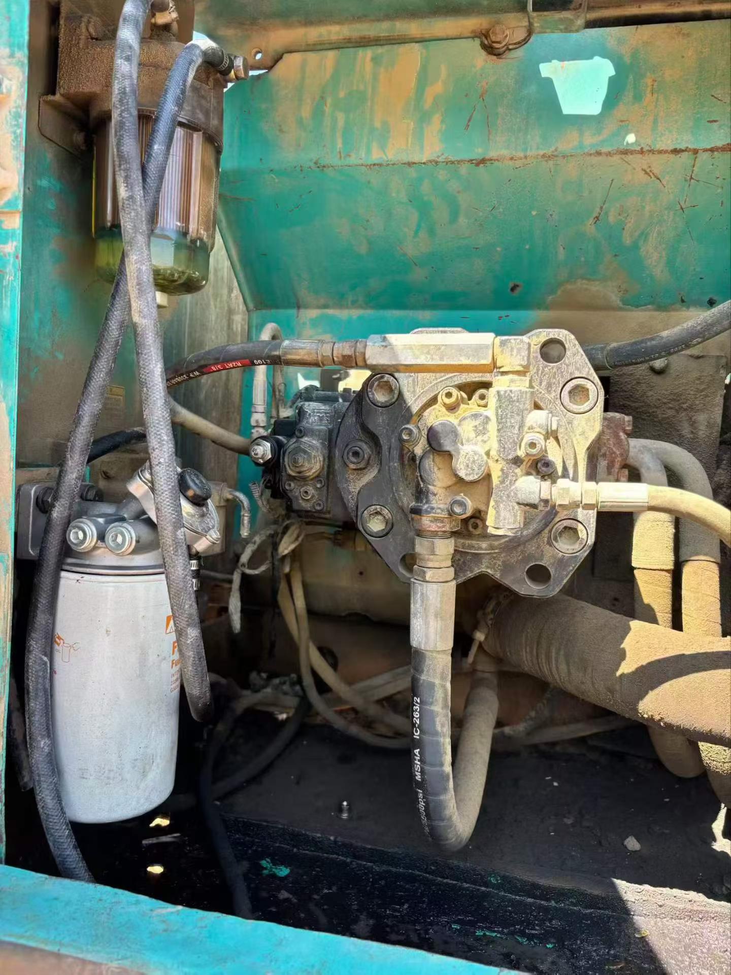 Buy Kobelco SK210 Used Excavator / 4