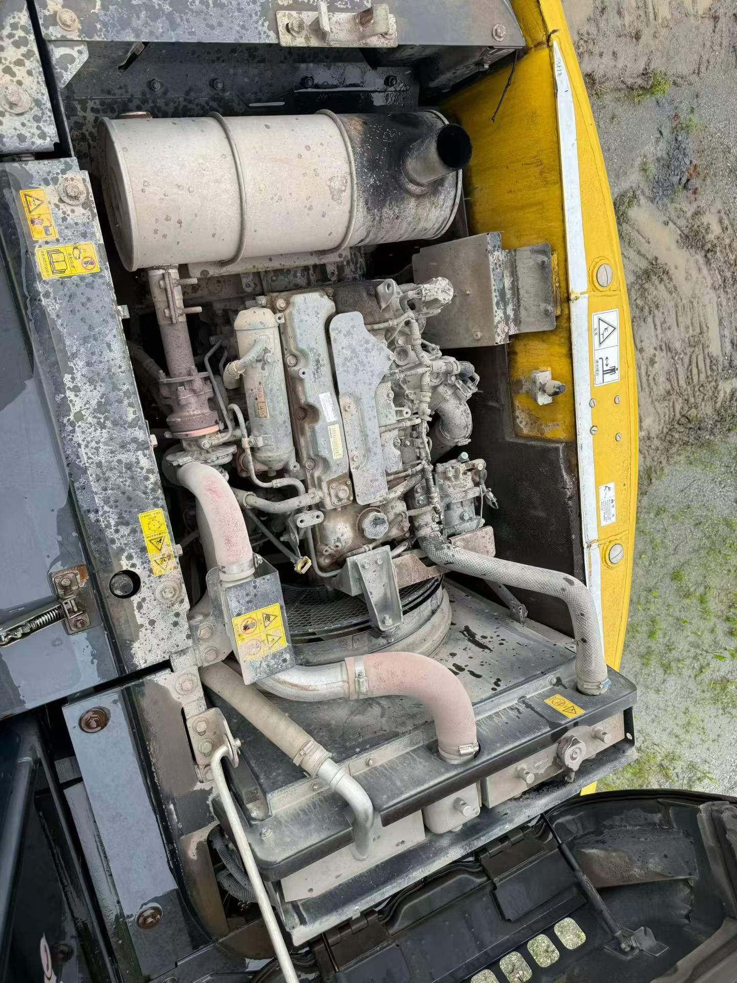 Buy Sumitomo SH130-6 Used Excavator / 3 Buy Sumitomo SH130-6 Used Excavator / 3