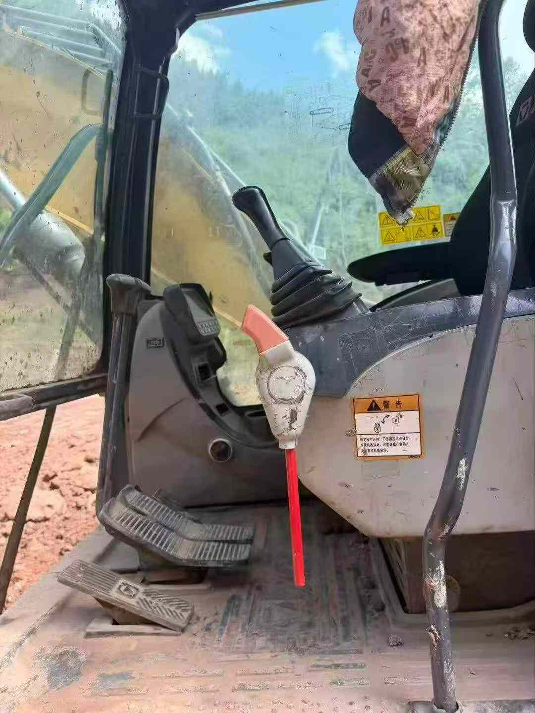 Buy XCMG XE150 Used Excavator / 2 Buy XCMG XE150 Used Excavator / 2