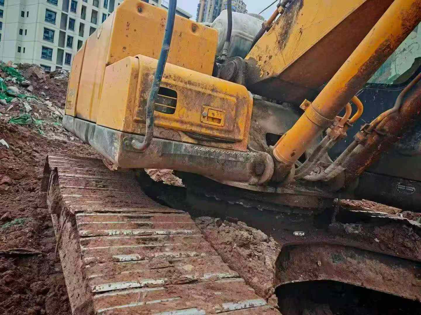 Buy Hyundai R225-7 Used Excavator / 4 Buy Hyundai R225-7 Used Excavator / 4