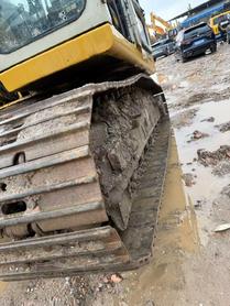 Buy Kato 820-3SP Used Excavator / 4 Buy Kato 820-3SP Used Excavator / 4