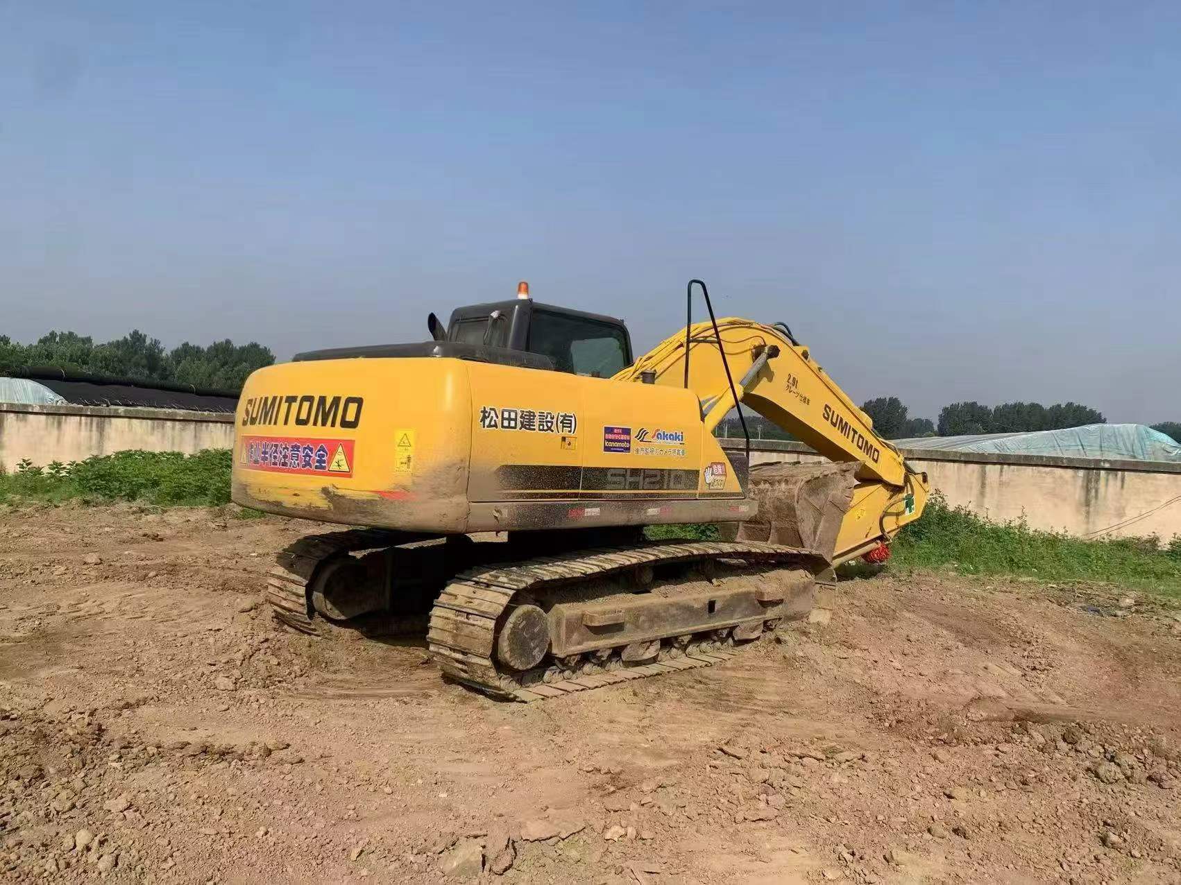 Buy Sumitomo SH210A5 Used Excavator / 3